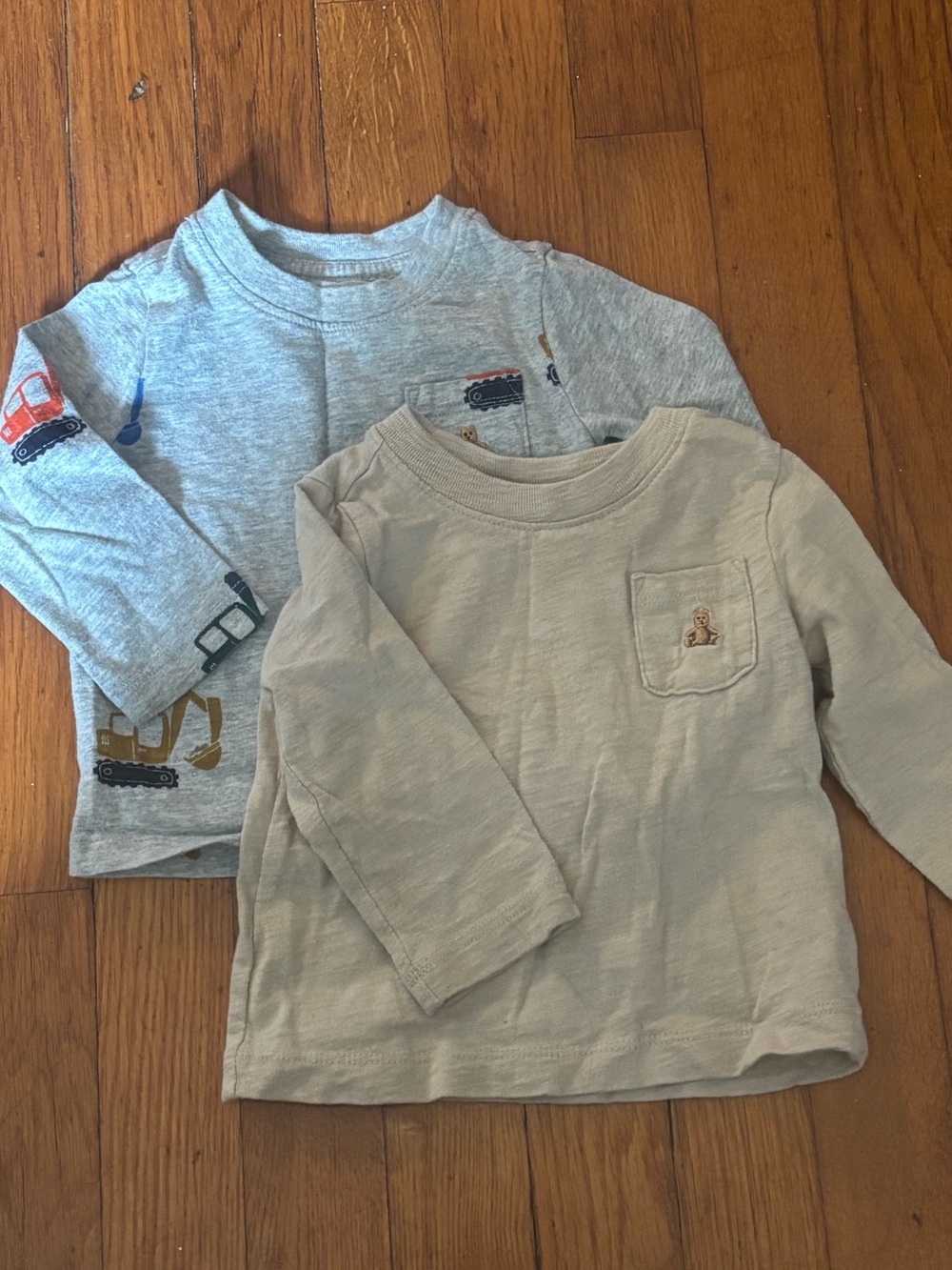 GAP Kids Long Sleeve Tees - Light Gray & Heather Gray